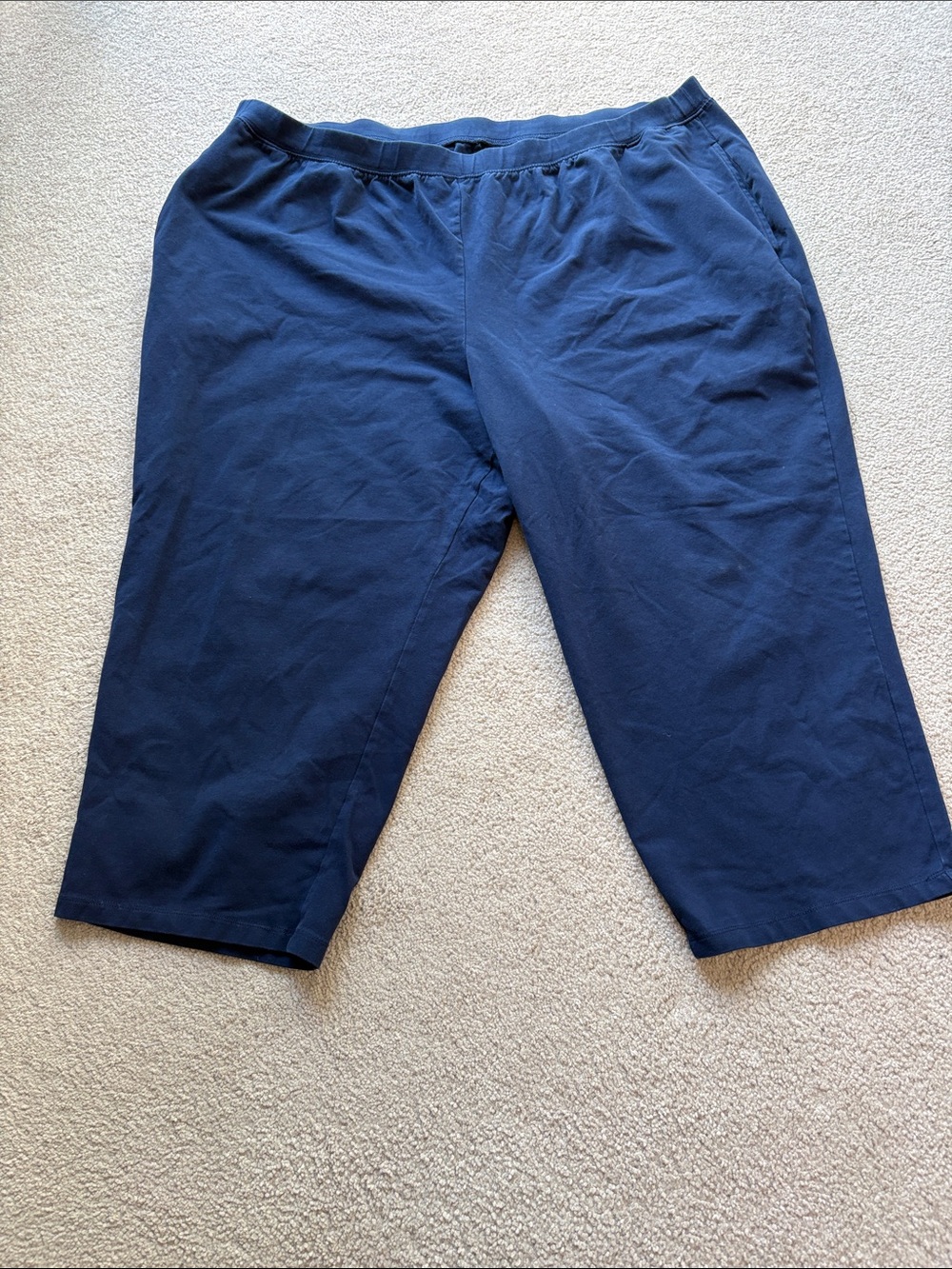 Catherines Suprema Knit Capri With Pockets Navy 2X